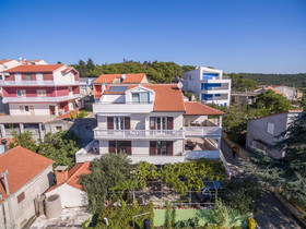 Apartments Snježana