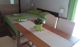 Apartments Snjezana
