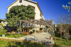 Apartments Stilinovic