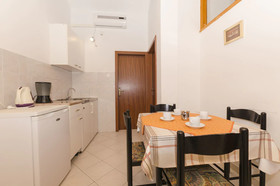 Apartments Lea