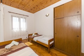 Apartments Lea