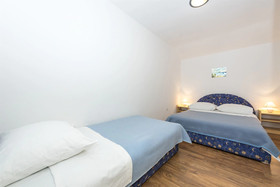 Apartments Marinko