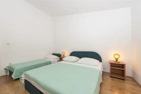 Apartments Marinko