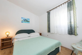 Apartments Marinko