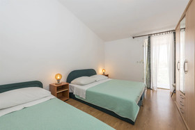 Apartments Marinko