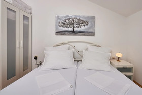 Apartmani Knezovic