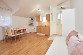 Apartmani Knezovic