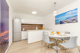 Apartment and Rooms Villa Niko