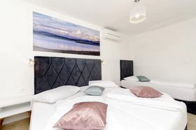 Apartment and Rooms Villa Niko