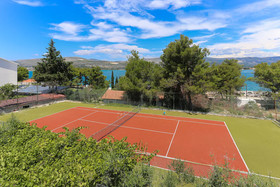 Apartment and Rooms Villa Niko