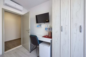 Apartments & Rooms Žaja