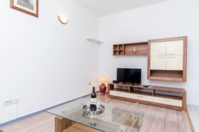 Apartments And Rooms Iva