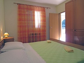 Apartments Bareta