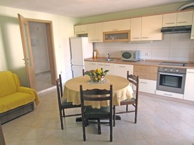 Apartments Bareta