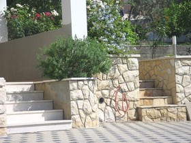 Apartments Bareta