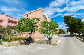 Apartments Dragica