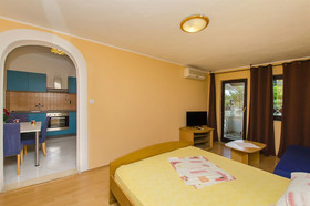 Apartments Edita