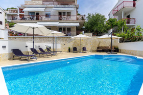 Apartments Edita