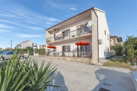Apartments Marin