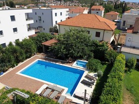 Apartments Mary