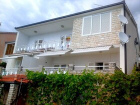 Apartments Mihaela - Sea View