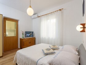 Apartments Mihaela - Sea View