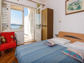 Apartments Mihaela - Sea View
