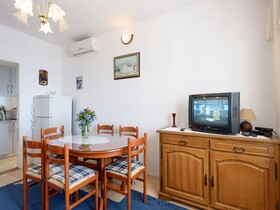 Apartments Mihaela - Sea View