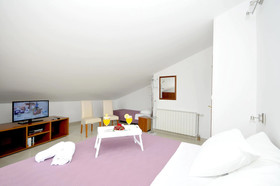Apartments Roza