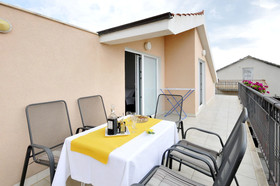 Apartments Roza
