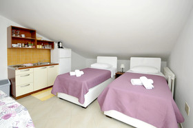 Apartments Roza
