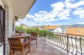 Apartments Toma