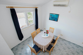 Apartments Vrlika