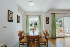 Apartments Vrlika