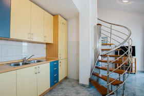 Apartments Vrlika