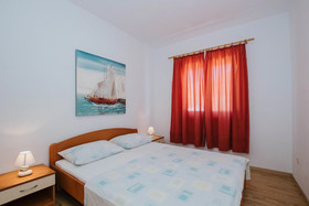 Apartments Vrlika