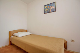 Apartments Vrlika