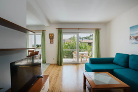 Apartments Vrlika