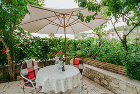 Apartments Vrlika