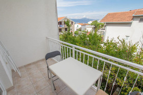 Apartments Vrlika