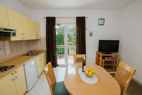 Apartments Vrlika