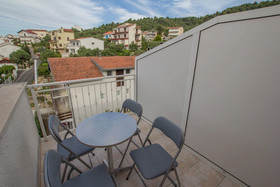 Apartments Vrlika
