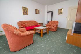 Apartments Vrlika