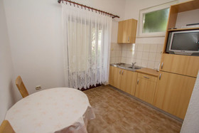 Apartments Vrlika