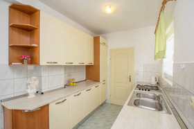 Apartments Vrlika