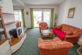 Apartments Vrlika