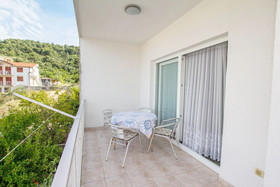 Apartments Vrlika