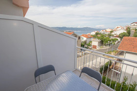 Apartments Vrlika