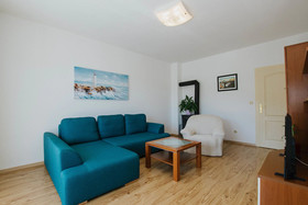 Apartments Vrlika