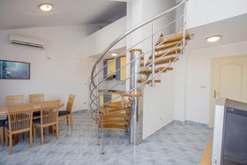 Apartments Vrlika